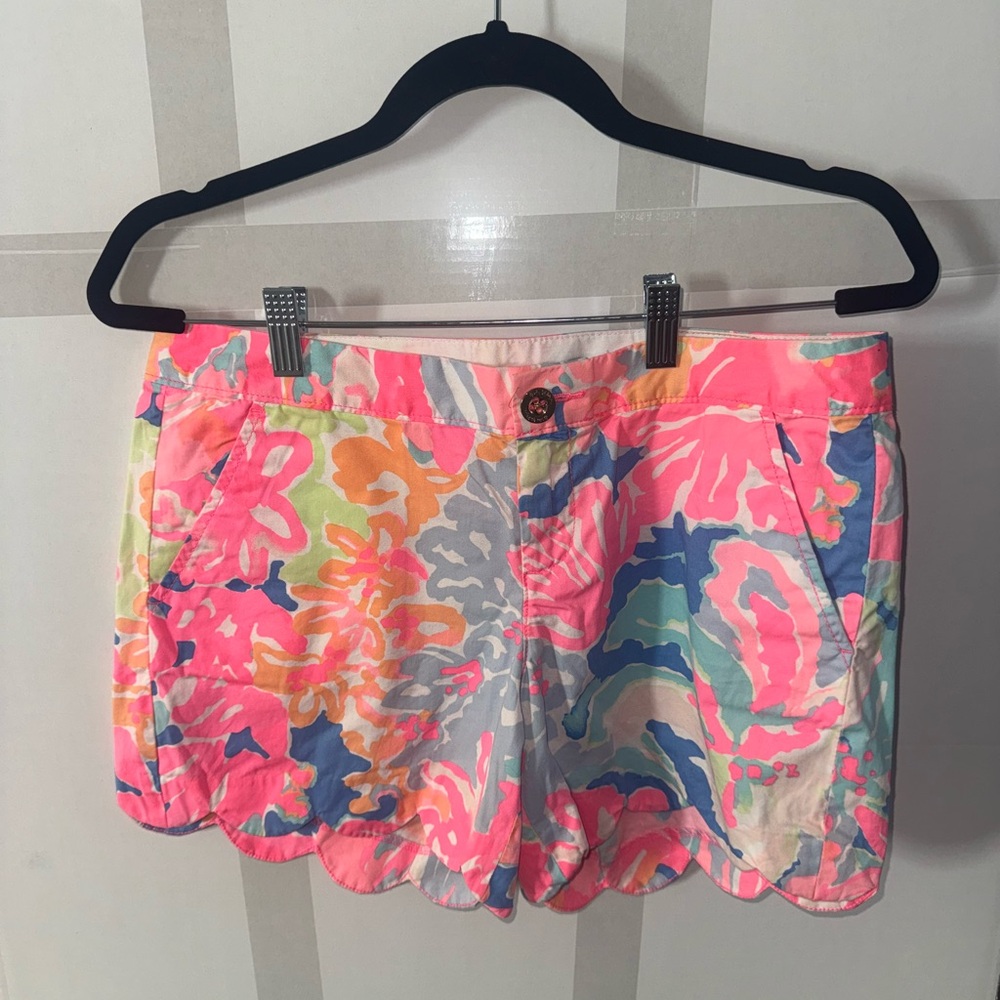 Lilly Pulitzer Vibrant High Waist Scalloped Shorts - Pink and Blue